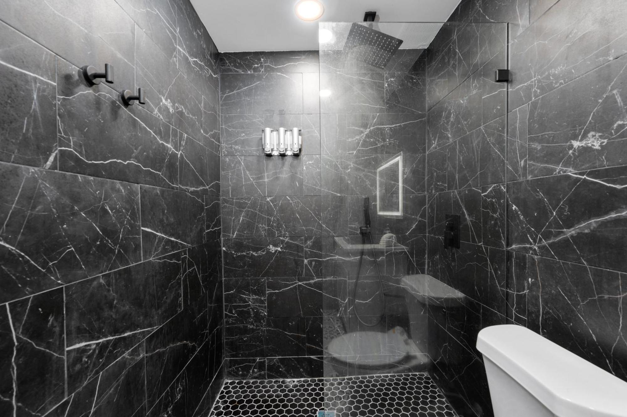 Cute And Stylish 1Br Apt With Pool & Free Park Houston Exterior photo